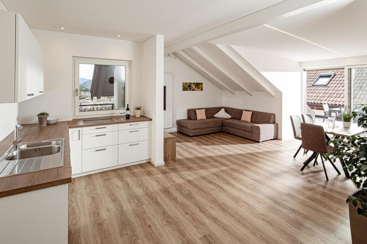 Praelatenhof Wine & Apartments Caldaro Luaran gambar
